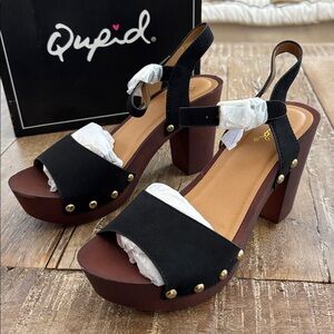 Quoid Heels NWT